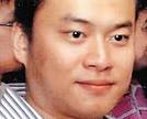 铲向武吉士地铁站外行人路，