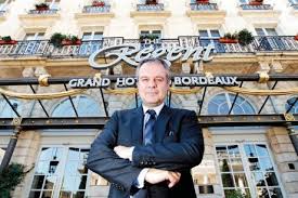 Yan Vacher, directeur du Grand Hôtel : « La suite Steinway sera unique au monde ». (Photo g. Bonnaud). Partager - 814699_21256817_460x306