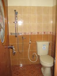 21 Desain Kamar Mandi Minimalis Nan Elegan Terbaik 2016