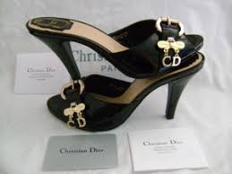 Posts in the Designer Shoes Category at SELAMAT DATANG DI BUTIK MEWAH