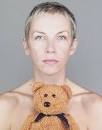 http://img.karaoke-lyrics.net/img/artists/14076/annie-lennox-144066.jpg