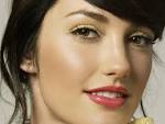 1600x1200 Minka Closeup 4 desktop PC and Mac wallpaper