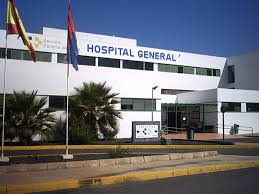 Los trabajadores piden al Cabildo que exija al Gobierno canario la reforma del Hospital Insular