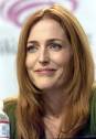 Gillian Anderson - images?q=tbn:ANd9GcT3NaAALmU_hTESuZTGGGBJvGEnNpVtkuOxOWtRiajJqmGsxWU4xYVVnQ