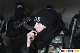 Foto : Sosok Um Jaffar, pejuang cantik tentara pembebasan Suriah ... - sosok-um-jaffar-pejuang-cantik-tentara-pembebasan-suriah-001-mudasir