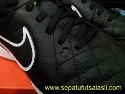 Sepatu Futsal Bahan Kulit Asli Dari Nike - Chexos Futsal - Chexos ...
