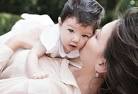 ... baby's first photos, Connor Cruise, Katie Cruise, Katie Holmes, ... - whitedress_suri
