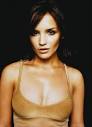 http://www.triviatribute.com/images4/rachaelleighcook1a.jpg