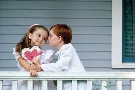 صور اطفال رومنسية  Images?q=tbn:ANd9GcT81ERbYiR9pky3-WgV-J0i6VuoKL9fsuY3N-CfC5RyOFE__M21