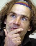 Anton Kopf (40) ist weitgereister Kürzeller und nennt sich "Yogi Toni". - 43604420