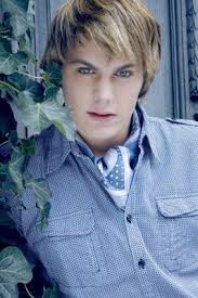 images?q=tbn:ANd9GcT8_hCUOkWAhpm6pr5EgS0qPjqoFknJHucVcXoACEdXk-UwxGrT