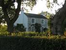 A large house dating from the early 19th century on Wilbees Road. - via Daymix