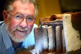 Alan Hayward, curator of the Egyptian collection, with the Soul House. Curators at West Park museum are hoping a 4,000 year old Egyptian relic will get ... - alan-hayward