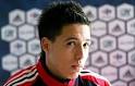 Samir Nasri has a net