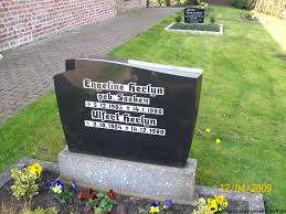 Grab von Ulfert Herlyn (02.10.1904-14.12.1980), Friedhof Siegelsum