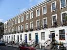 Upper class terraced housing in Chelsea. The ground and basement levels have - via Daymix