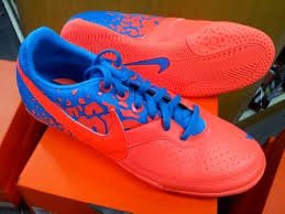 Harga Sepatu Futsal Adidas, Nike, Lotto, Puma Terbaru Juli