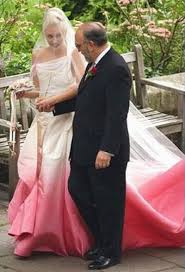 Also Gwen Stefani wore photo 3416348-1