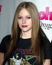 AvriL Lavigne - images?q=tbn:ANd9GcTGHpOOuG3TBVnf2HEm56aJohQ7ipGHaubeNv2Daxj2RREZCQLbwikGafw