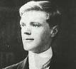 http://upload.wikimedia.org/wikipedia/commons/thumb/a/a0/DH_Lawrence_1906.jpg/220px-DH_Lawrence_1906.jpg
