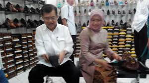 Jika Terpilih, JK Wajibkan Menteri Pakai Sepatu Cibaduyut ...