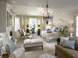 Luxury-Bedroom-Decorating-Ideas-Contemporary-Design-Decor-Trends-Trends-Picture.jpg