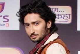 Kunal Karan Kapoor who has played a negative character of Angad in show Pratigya will now be seen in upcoming show Na Bole Tum Na Maine Kuch Kaha on Colors. - 3004-Kunal-Karan-Kapoor-back-on-TV-with-Na-Bole-Tum-Na-Maine-Kuch-Kaha