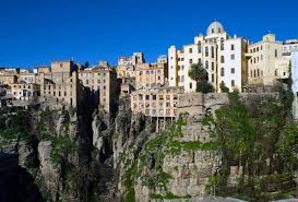 الجزائر ثروة سياحية من شرقها لغربها ومن شمالها لجنوبها تفضلوا وشاهدوا Images?q=tbn:ANd9GcTN7FduyFtCQfyDh_0Nu6iKOz_Rz8av0Jll1dTxkBuILzV7cHQ_vQ