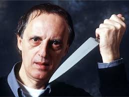 La grande capitale del cinema mondiale rende omaggio a Dario Argento organizzando una retrospettiva che ripercorre le tappe più significative della sua ... - news_35162_dario-argento