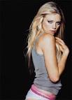 peta wilson, rising