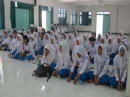 AKBID D-III Akademi Kebidanan Ummi Khasanah Yogyakarta - sarasehan%20%20akbid%20ummi%20khasanah%201