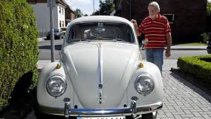 Der VW Käfer von Peter und Ingo Jennes „läuft und läuft und läuft”