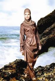 Best Time For Muslim Women To Enjoy Aqua Sports 2010/2011