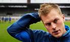 Sebastian Larsson stannar i
