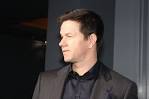 File:Mark Wahlberg (6908662021).jpg - Wikimedia Commons - via Daymix