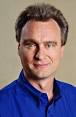 Apple Says Computer-Software Chief Serlet Is Stepping Down - Bloomberg