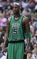 http://upload.wikimedia.org/wikipedia/commons/thumb/6/60/Kevin_Garnett_2008-01-13.jpg/220px-Kevin_Garnett_2008-01-13.jpg