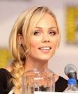Laura Vandervoort Elizabeth