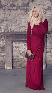Trend Baju Muslim Pesta Simple Elegan Modern Terbaru