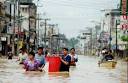 Hundreds stranded at MRT station - Worldnews.
