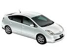 voiture dans un champ