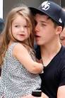 Harper-Beckham-4.jpg