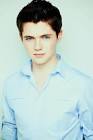 http://images.wikia.com/glee/images/1/1f/Damian-Mcginty-damian-mcginty-26877607-467-700.jpg