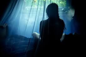 ძილი უკვე მომერია ძლიერ