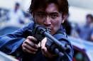 Nicholas Tse showing his star
