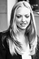 http://upload.wikimedia.org/wikipedia/commons/thumb/7/79/AmandaSeyfried09TIFF.jpg/220px-AmandaSeyfried09TIFF.jpg