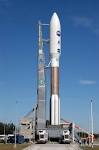 File:Atlas V 551 with New Horizons on Lauch Pad 41.jpg - Wikipedia ...