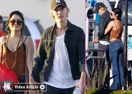 Tweet. Posted Sunday November 27, 2011 4:03 AM GMT. No longer hiding their status as a couple, Vanessa Hudgens and boyfriend Austin Butler looked ever the ... - vanessa-austin-venice-love