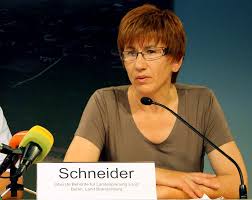 Kathrin Schneider, Vorsitzende der Fluglärmkommission fasste die Beratungen des Gremiums im Pressegespräch zusammen. (Foto: Jörg Levermann). Schönefeld.