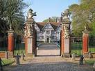 Frewen College entrance - via Daymix